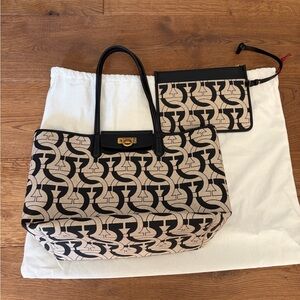 Salvatore Ferragamo Black and Cream Tote Bag
